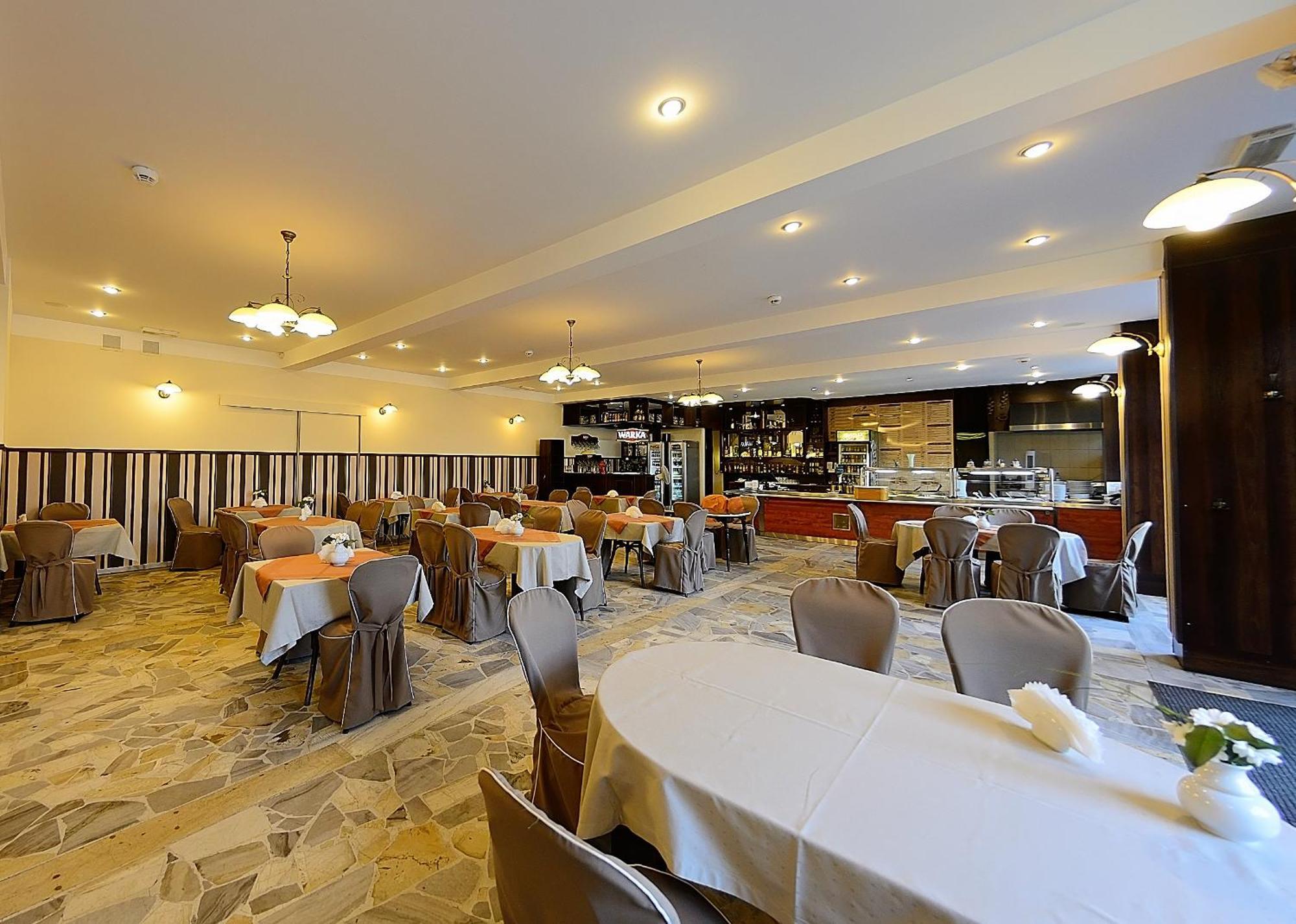 Hotel Ostrawa Водзислав-Слёнски Экстерьер фото