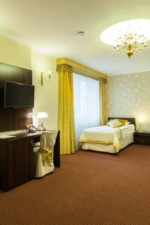 Hotel Ostrawa Водзислав-Слёнски Экстерьер фото
